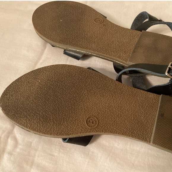 Merona Black crisscross Sandals - Picture 3 of 4